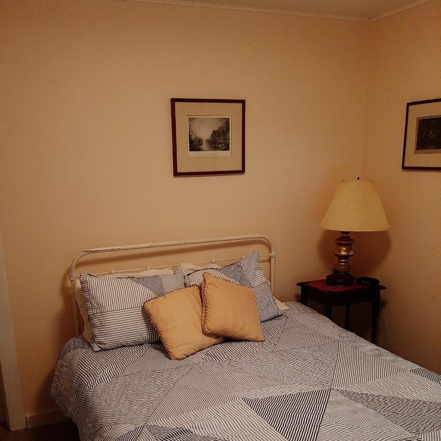 Inn At & Restaurant 2*