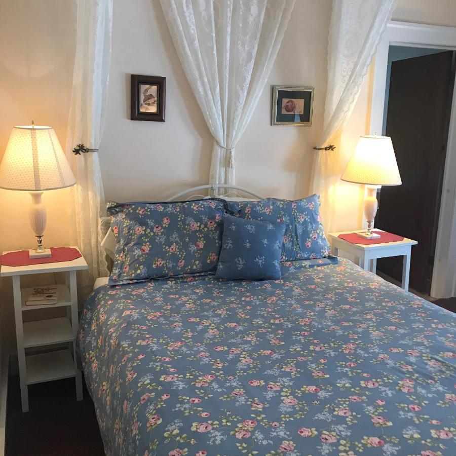 Inn At & Restaurant 2*